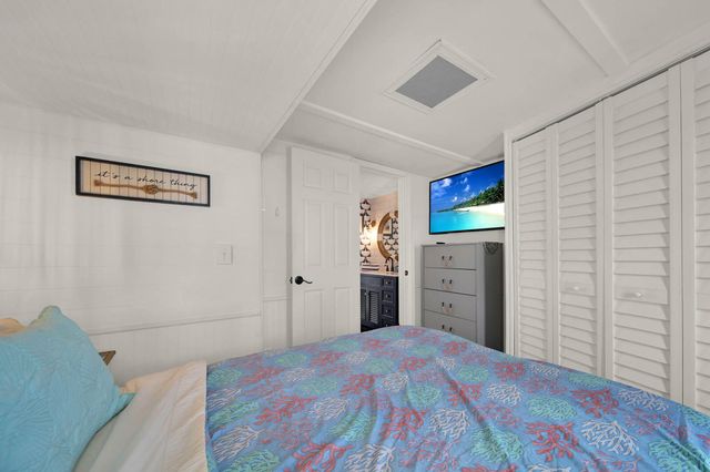 833 Nettles Boulevard, Jensen Beach, FL 34957