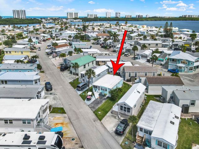833 Nettles Boulevard, Jensen Beach, FL 34957