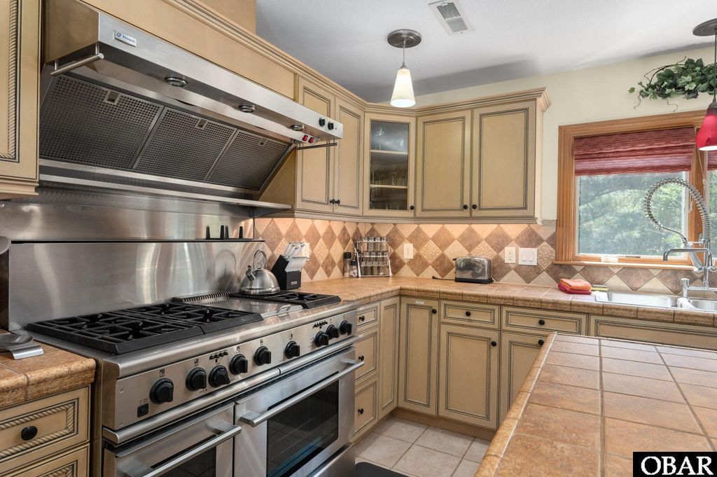 Image 12 of property listing at 294 Hillcrest Drive Lot 20, Southern Shores, NC 27949