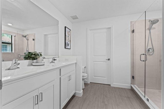 6001 Woods Edge Circle, Riviera Beach, FL 33410