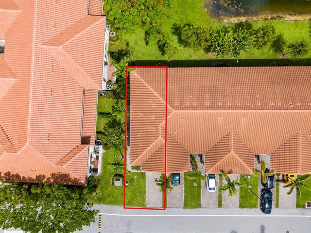 6001 Woods Edge Circle, Riviera Beach, FL 33410