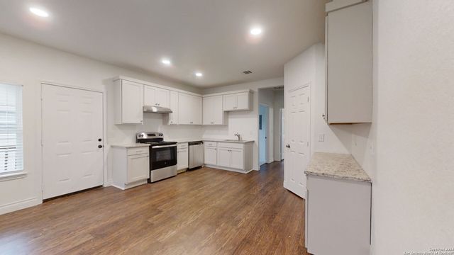 1119 MCKINLEY AVE, San Antonio, TX 78210