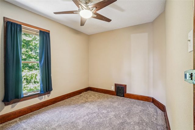 106 E Jefferson Street, Montezuma, IA 50171