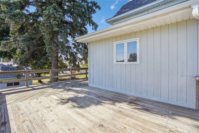 106 E Jefferson Street, Montezuma, IA 50171