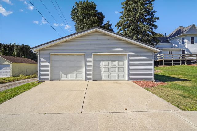 106 E Jefferson Street, Montezuma, IA 50171