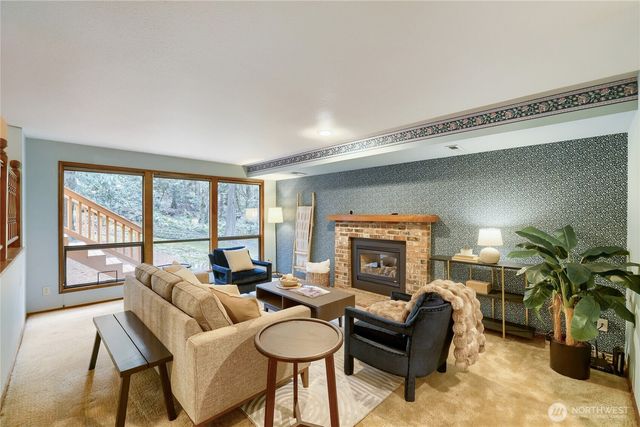 20525 NE 68th Street, Redmond, WA 98053