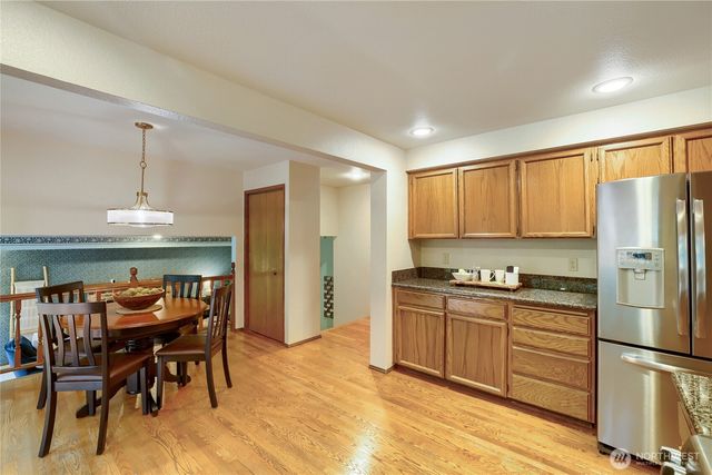 20525 NE 68th Street, Redmond, WA 98053