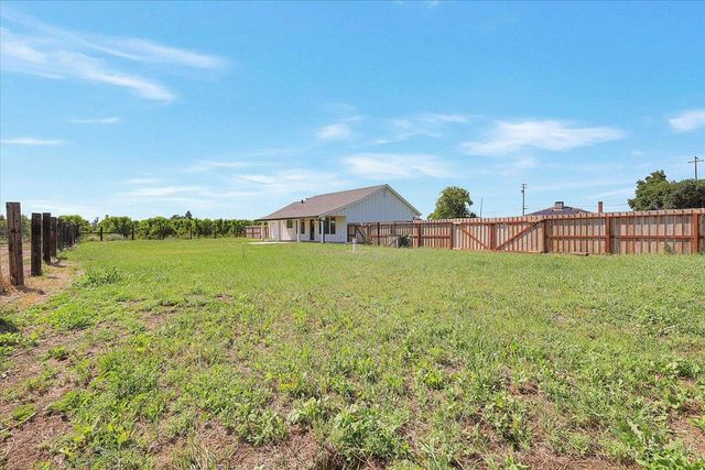 1102-1112 Barry Rd, Yuba City, CA 95991