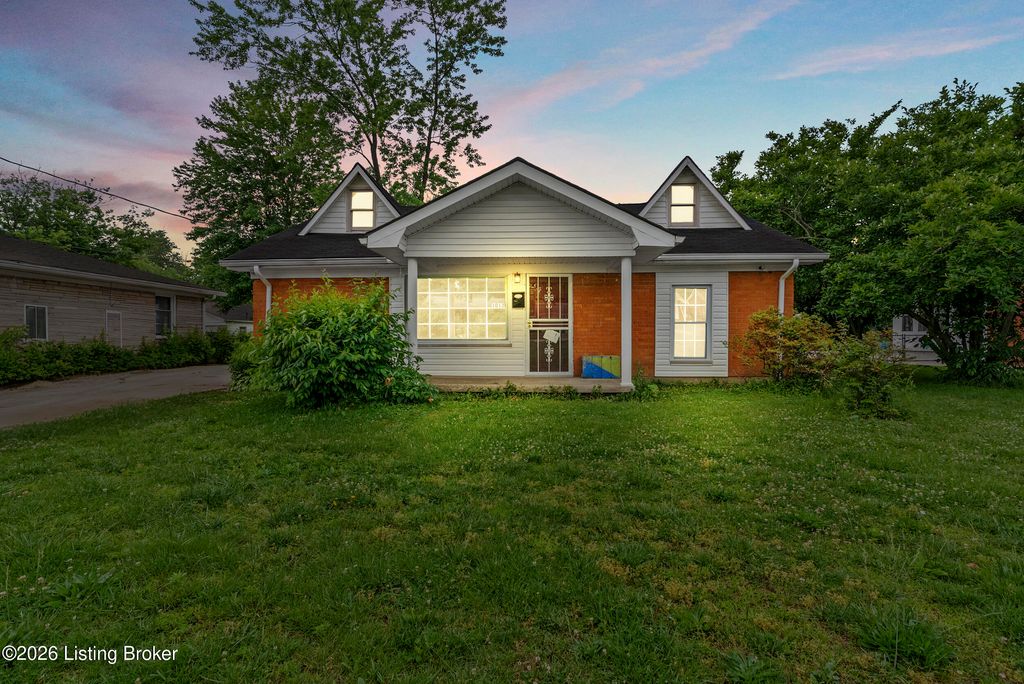1012 Cristland Rd, Louisville, KY 40214