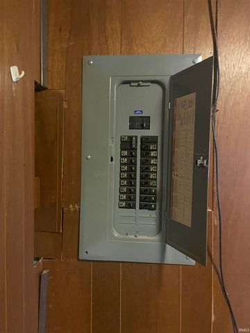 517 S Main Street, Jonesboro, IN 46938