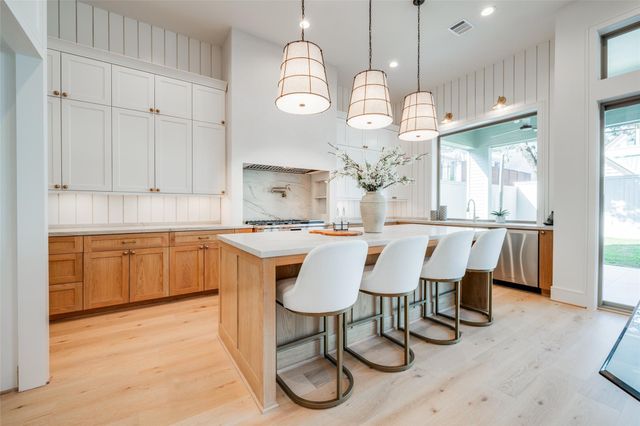 1906 Woodhead Street, Houston, TX 77019