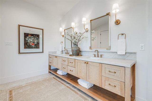 1906 Woodhead Street, Houston, TX 77019