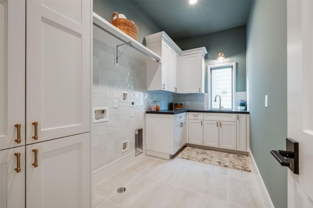 1906 Woodhead Street, Houston, TX 77019