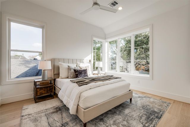 1906 Woodhead Street, Houston, TX 77019