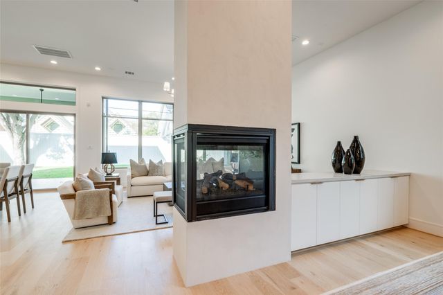 1906 Woodhead Street, Houston, TX 77019