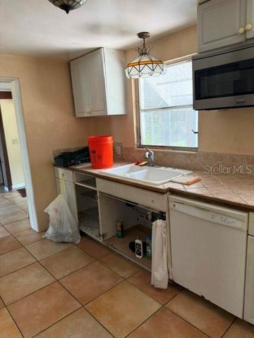 210 47TH STREET W, Bradenton, FL 34209