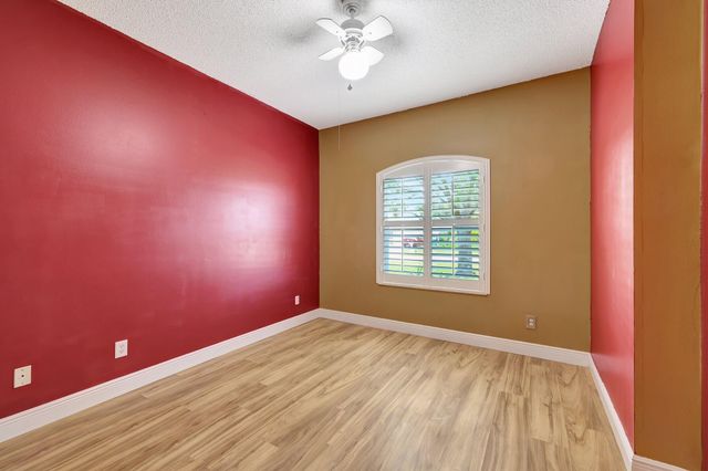 2426 SE Betty Road, Port St Lucie, FL 34952