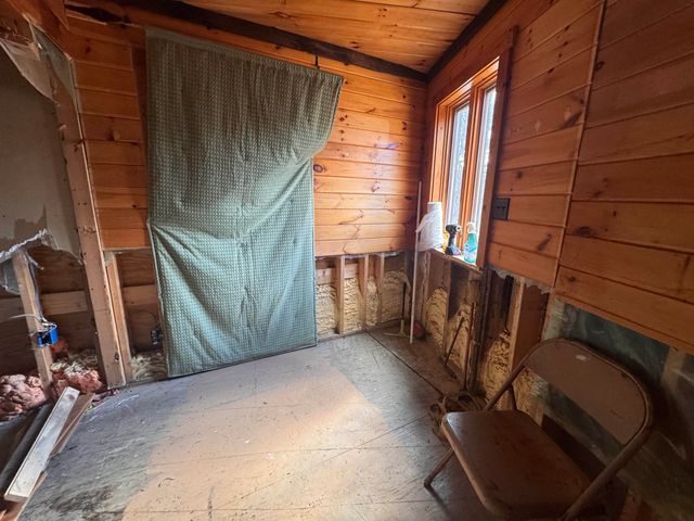 652 Lewis Creek Road, Hinesburg, VT 05461