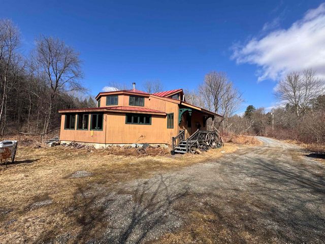652 Lewis Creek Road, Hinesburg, VT 05461