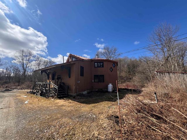 652 Lewis Creek Road, Hinesburg, VT 05461