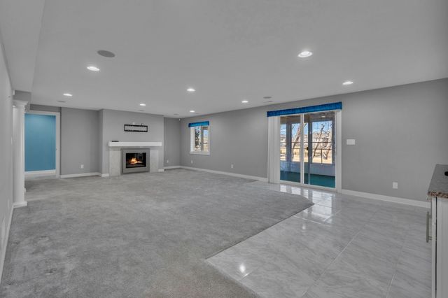 4300 SW 33rd Street, Des Moines, IA 50321