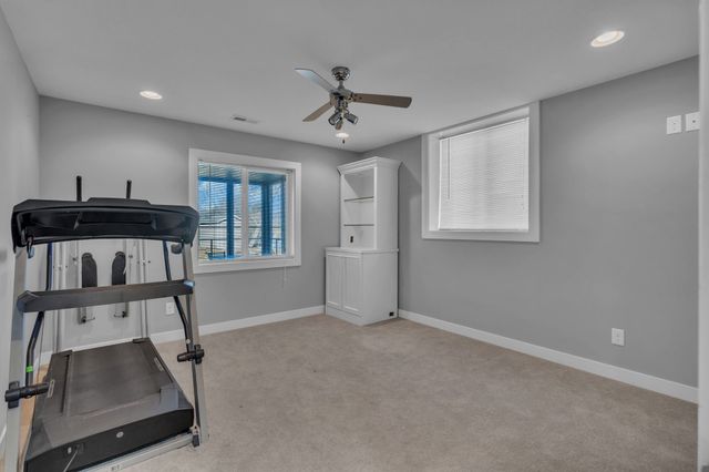 4300 SW 33rd Street, Des Moines, IA 50321