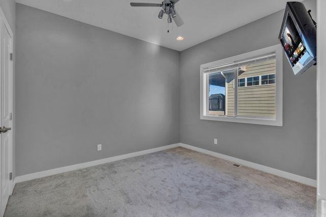 4300 SW 33rd Street, Des Moines, IA 50321