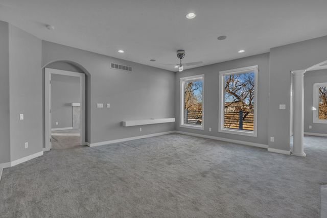 4300 SW 33rd Street, Des Moines, IA 50321