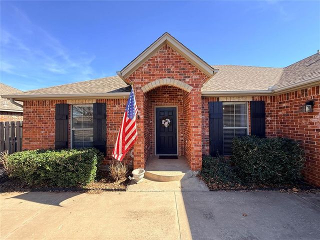 2146 Thomas Trail, Edmond, OK 73003