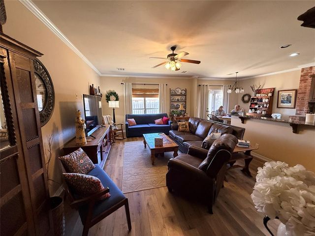 2146 Thomas Trail, Edmond, OK 73003