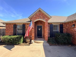 2146 Thomas Trail, Edmond, OK 73003