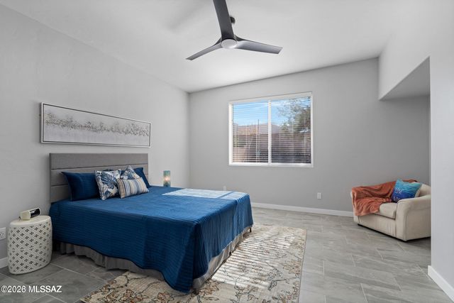 8868 E Desert Lavender Place, Tucson, AZ 85715