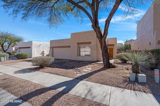 8868 E Desert Lavender Place, Tucson, AZ 85715