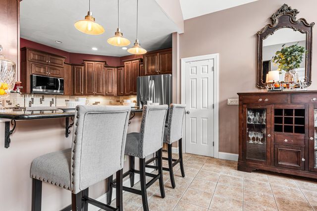 5 Briar Court, Hooksett, NH 03106