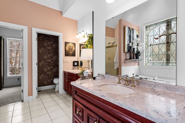 5 Briar Court, Hooksett, NH 03106