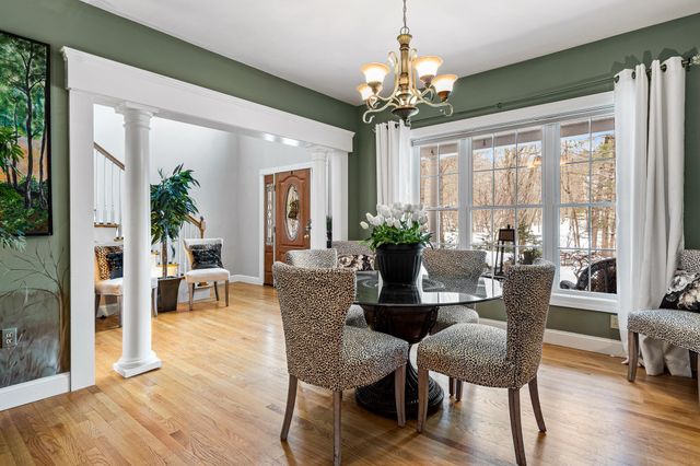 5 Briar Court, Hooksett, NH 03106