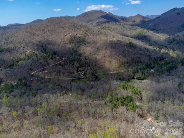 306 Cedar Creek Farm Road, Tuckasegee, NC 28783