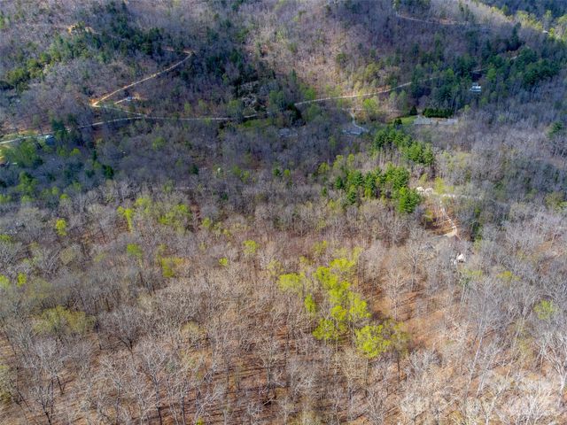 306 Cedar Creek Farm Road, Tuckasegee, NC 28783
