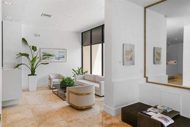2101 S Ocean Drive 204, Hollywood, FL 33019