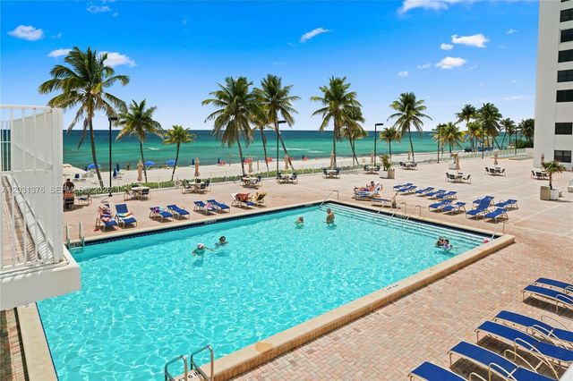2101 S Ocean Drive 204, Hollywood, FL 33019