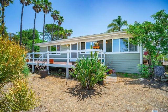 30727 Rolling Hills Drive, Valley Center, CA 92082