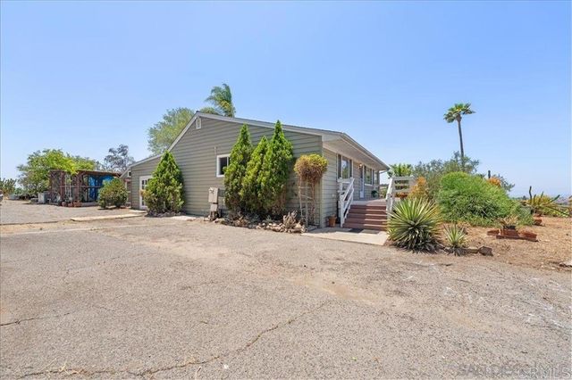 30727 Rolling Hills Drive, Valley Center, CA 92082