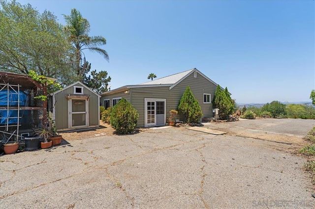 30727 Rolling Hills Drive, Valley Center, CA 92082
