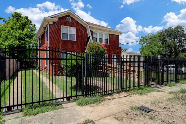 3002 Isabella Street, Houston, TX 77004