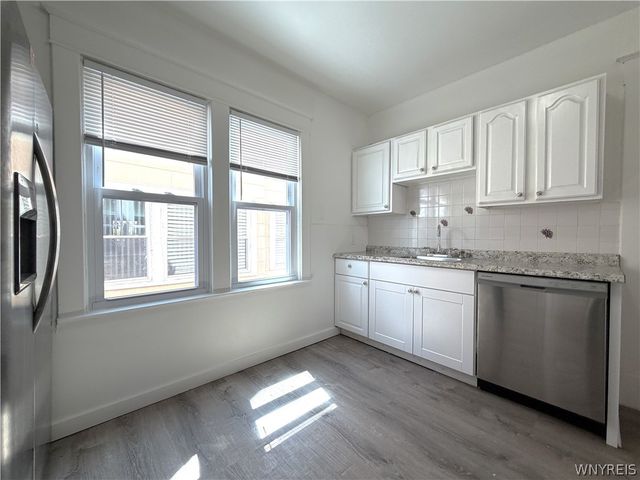 110 Commonwealth Avenue, Buffalo, NY 14216