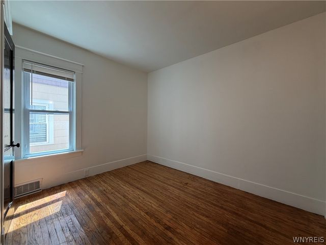 110 Commonwealth Avenue, Buffalo, NY 14216