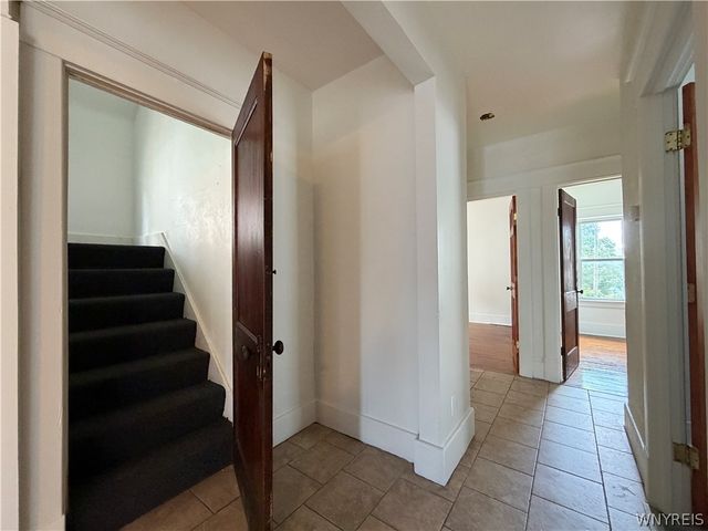 110 Commonwealth Avenue, Buffalo, NY 14216