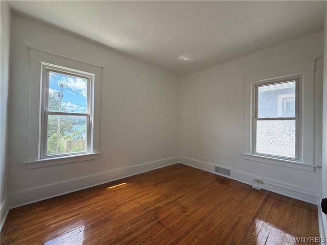 110 Commonwealth Avenue, Buffalo, NY 14216