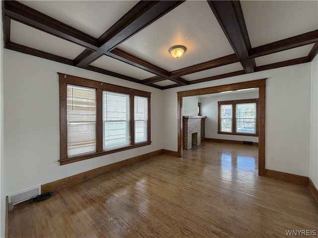110 Commonwealth Avenue, Buffalo, NY 14216