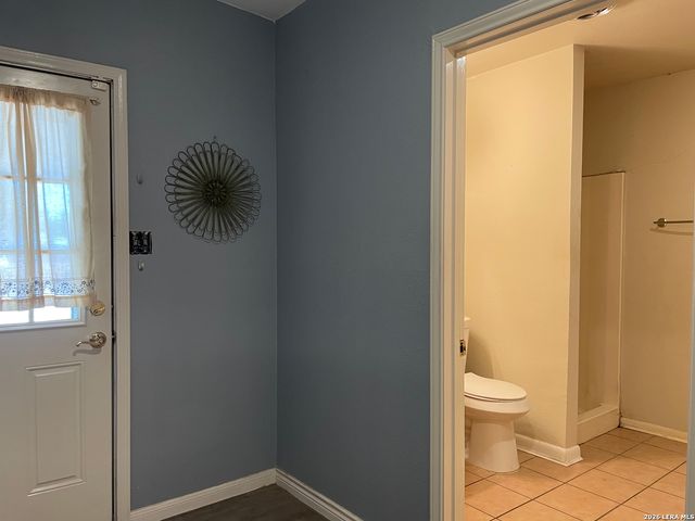145 LEROUX ST, San Antonio, TX 78207